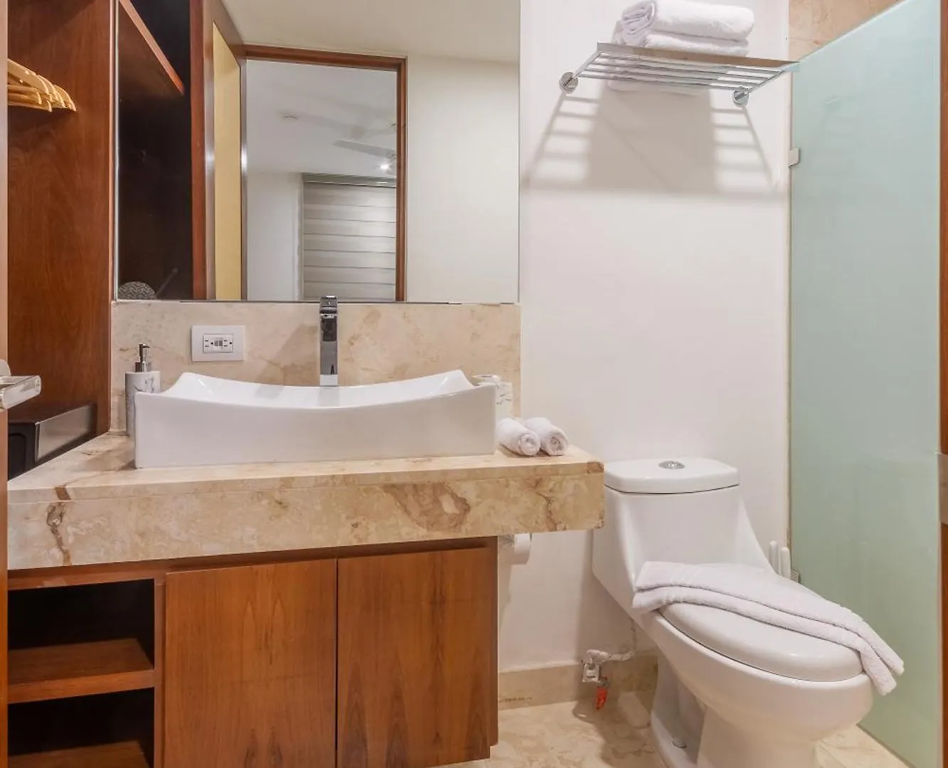 Tropical Bliss Apartments 3 Pools Rooftop Lounge And Gym Akumal
